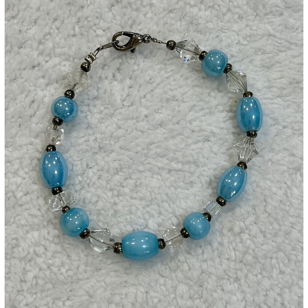 Vintage Glass Bead Bracelet 7.5” Long Blue Silver Tone Coastal Beachy - Picture 1 of 6